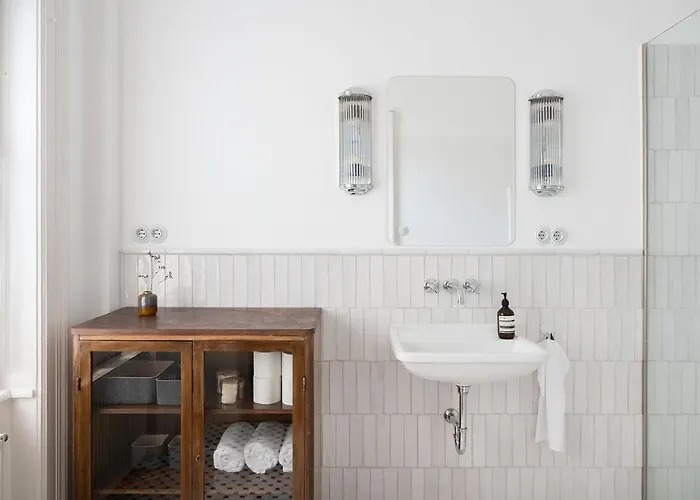 Classic Elegant With Beautiful Daylight Apartamento